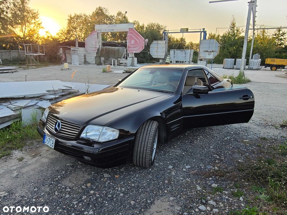 Mercedes-Benz SL - 1