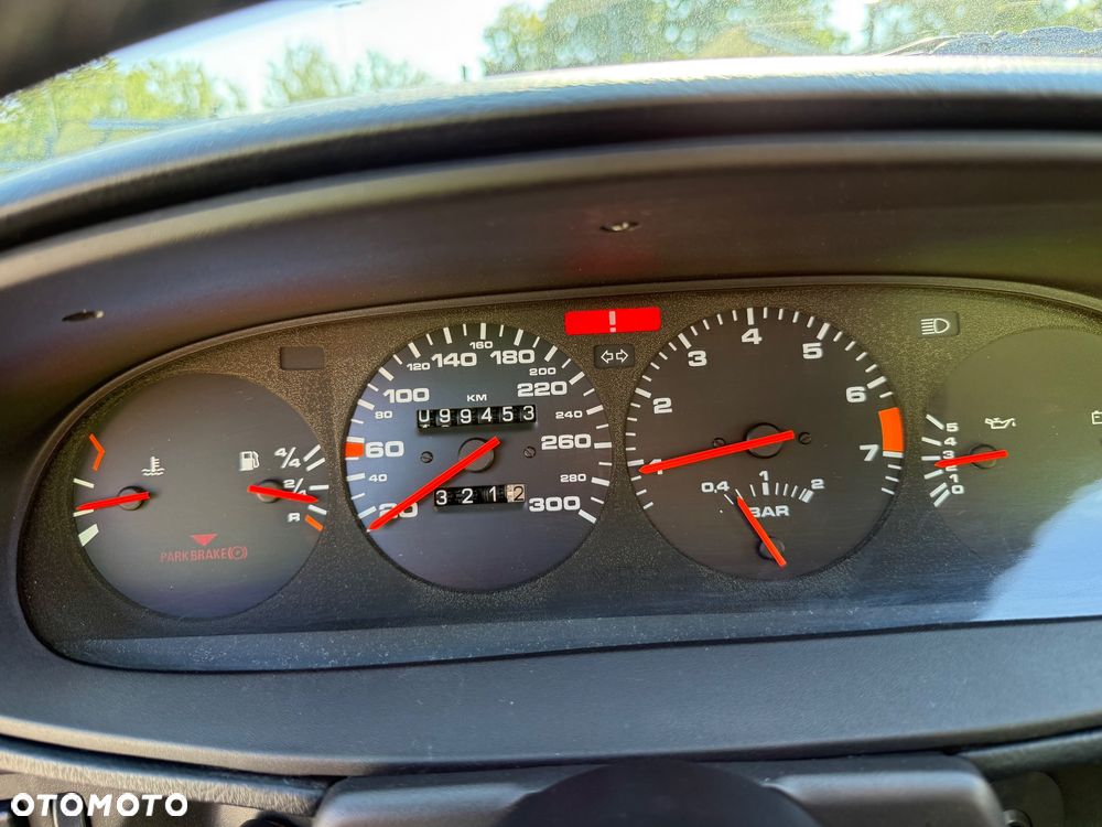 Porsche 944 - 20