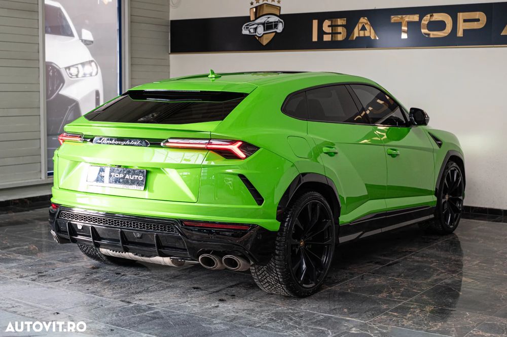 Lamborghini URUS - 39