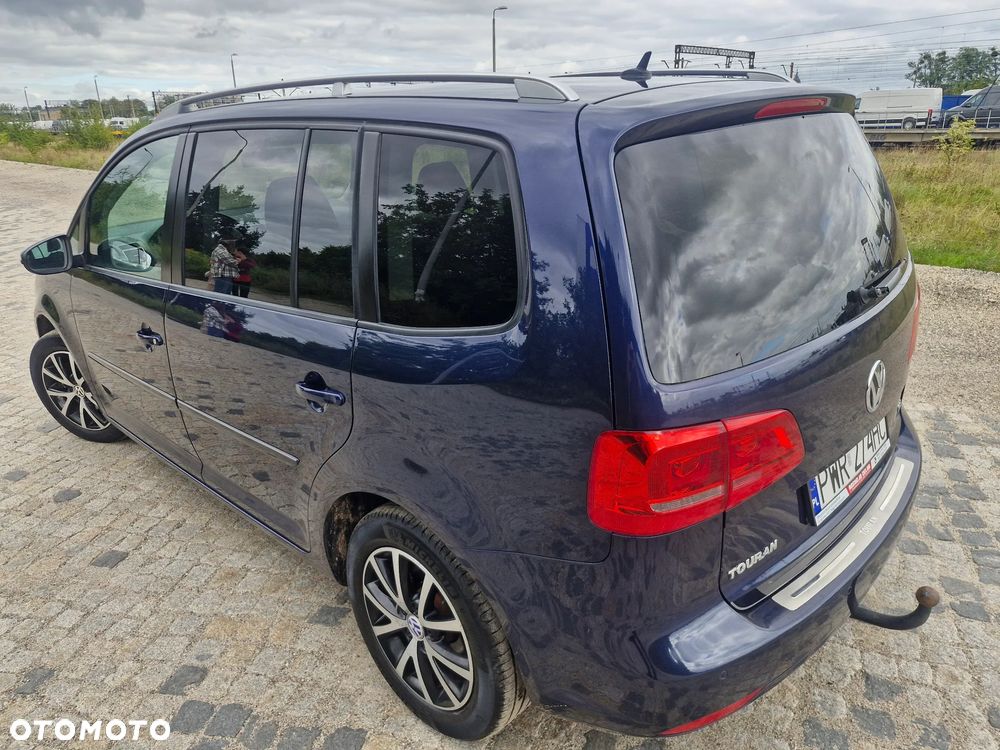 Volkswagen Touran 1.6 TDI DPF BlueMot Trendline - 18