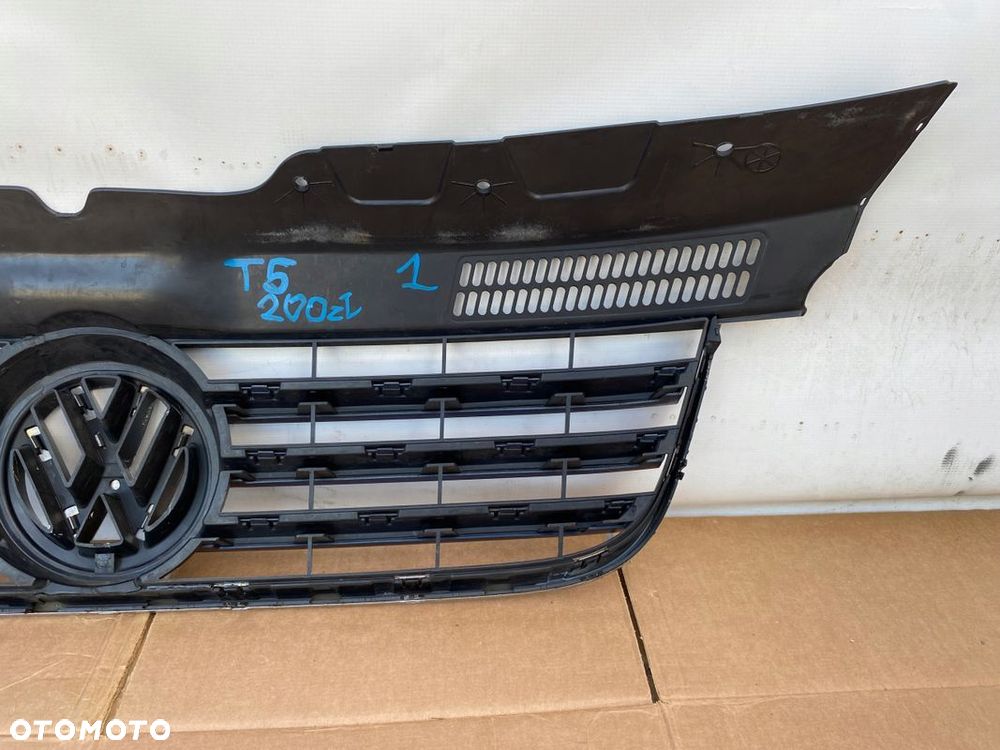 VW T5 CARAVELLE MULTIVAN 04- ATRAPA GRILL ORYGINAŁ METALIK 7H5A807101 - 11