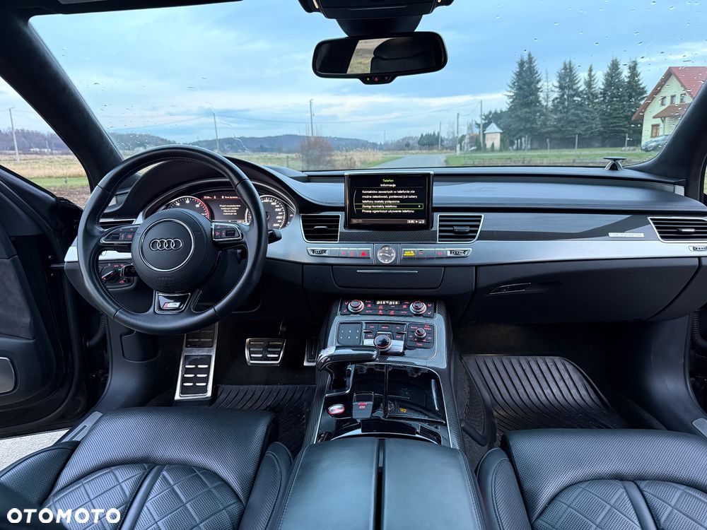 Audi S8 Plus 4.0 TFSI Quattro - 12