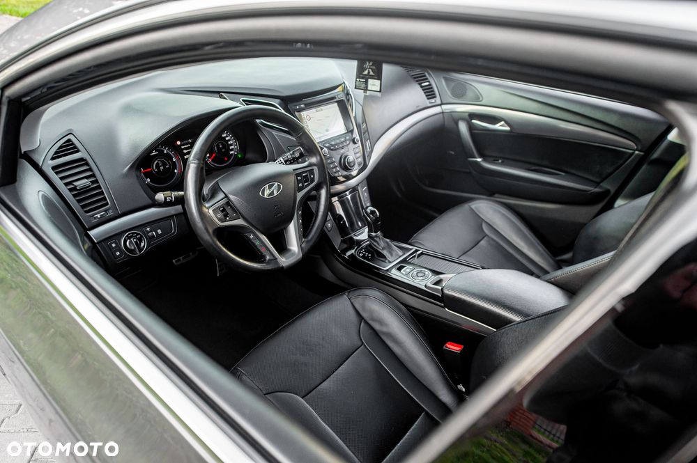 Hyundai i40 Kombi 1.7 CRDi DCT Premium - 18