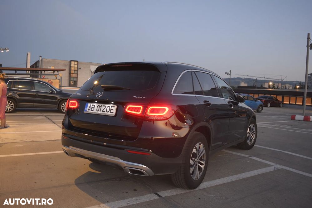 Mercedes-Benz GLC 200 d 4Matic 9G-TRONIC - 9