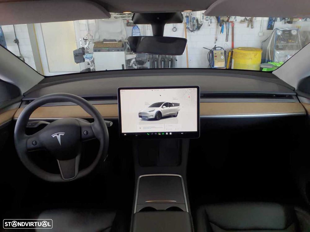 Tesla Model Y Long Range Dual Motor AWD - 5