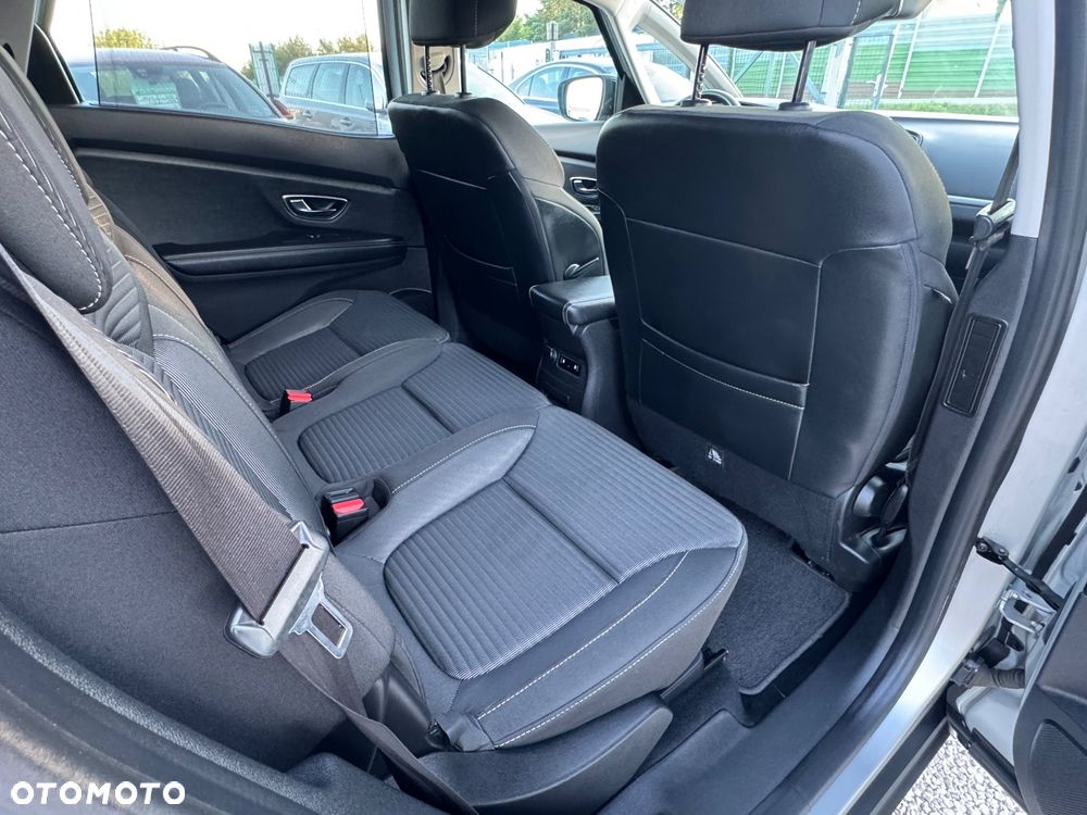 Renault Scenic TCe 140 GPF EDC LIMITED - 28