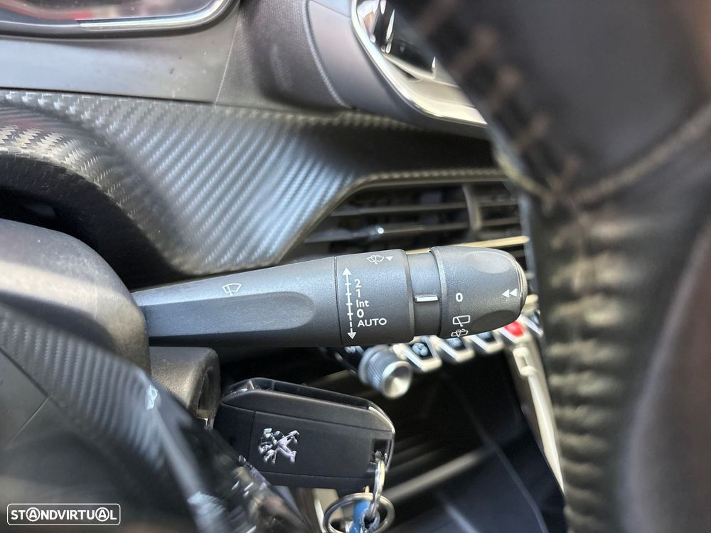 Peugeot 2008 1.5 BlueHDi Active - 15