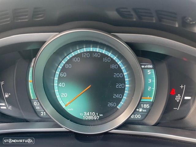 Volvo V40 1.6 D2 VOR - 27