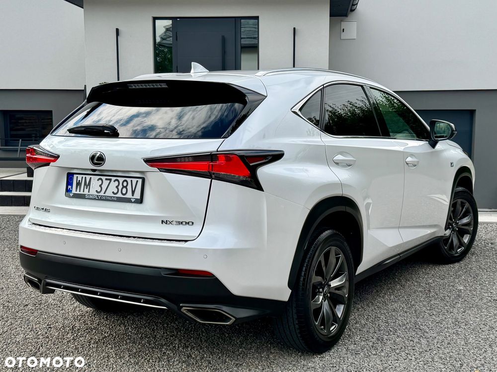 Lexus NX 300 F Sport AWD - 16