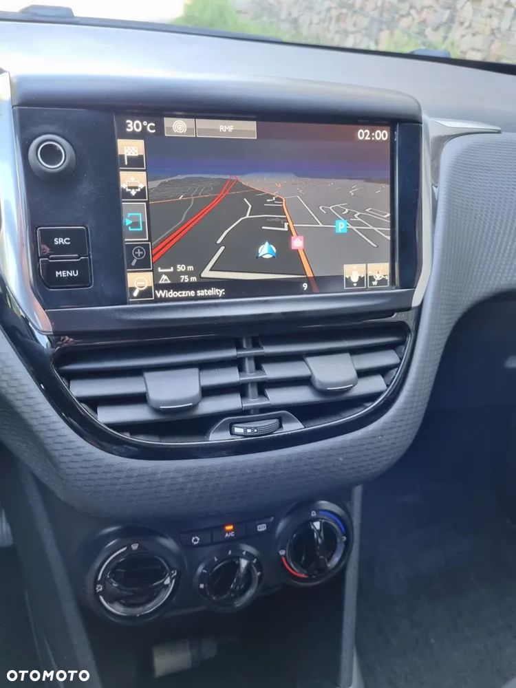 Peugeot 2008 1.2 Pure Tech Active EU6 - 13
