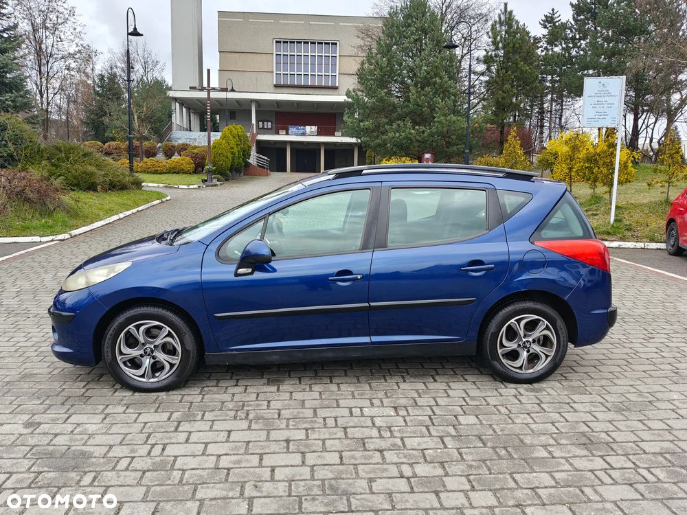 Peugeot 207 90 HDi FAP (Blue Lion) Sport - 4
