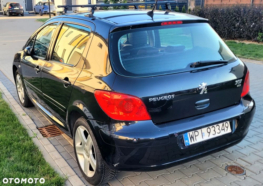 Peugeot 307 1.6 HDI Premium - 6