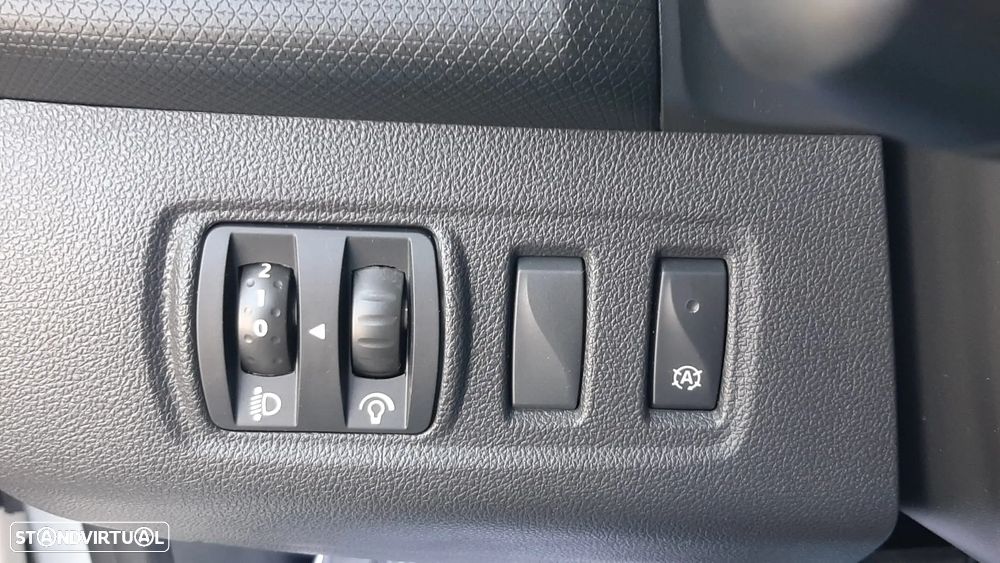 Renault Clio Sport Tourer (Energy) dCi 90 Start & Stop LIMITED - 38