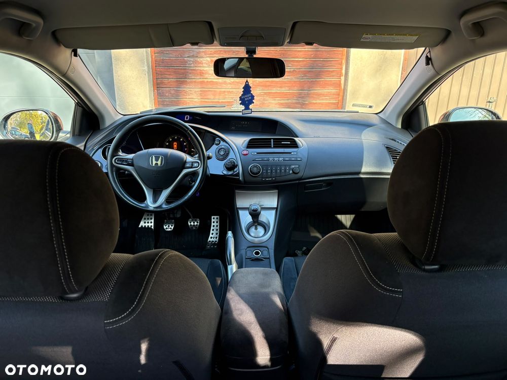 Honda Civic 1.8 LX - 6