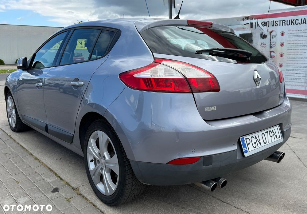 Renault Megane TCe 180 Dynamique - 6
