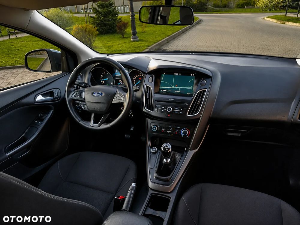 Ford Focus 1.0 EcoBoost Edition Start - 24