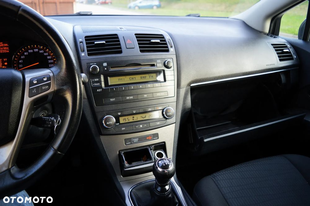 Toyota Avensis 2.0 D-4D Sol - 16