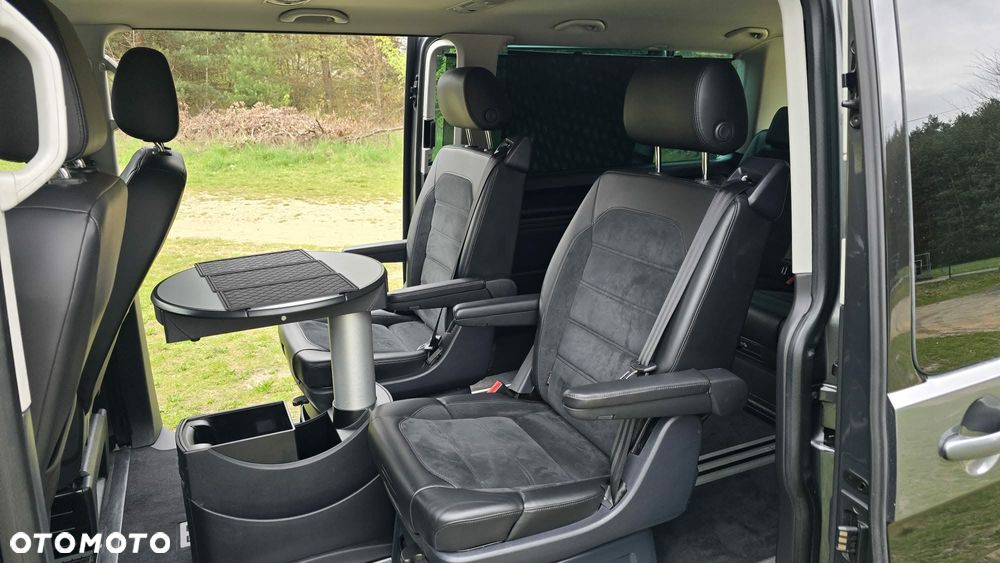 Volkswagen Multivan - 14