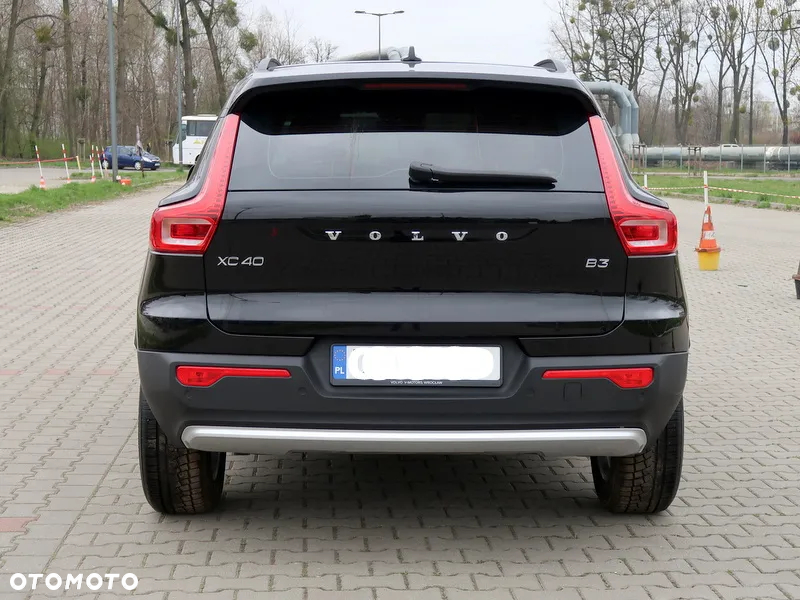 Volvo XC 40 B3 Core - 4