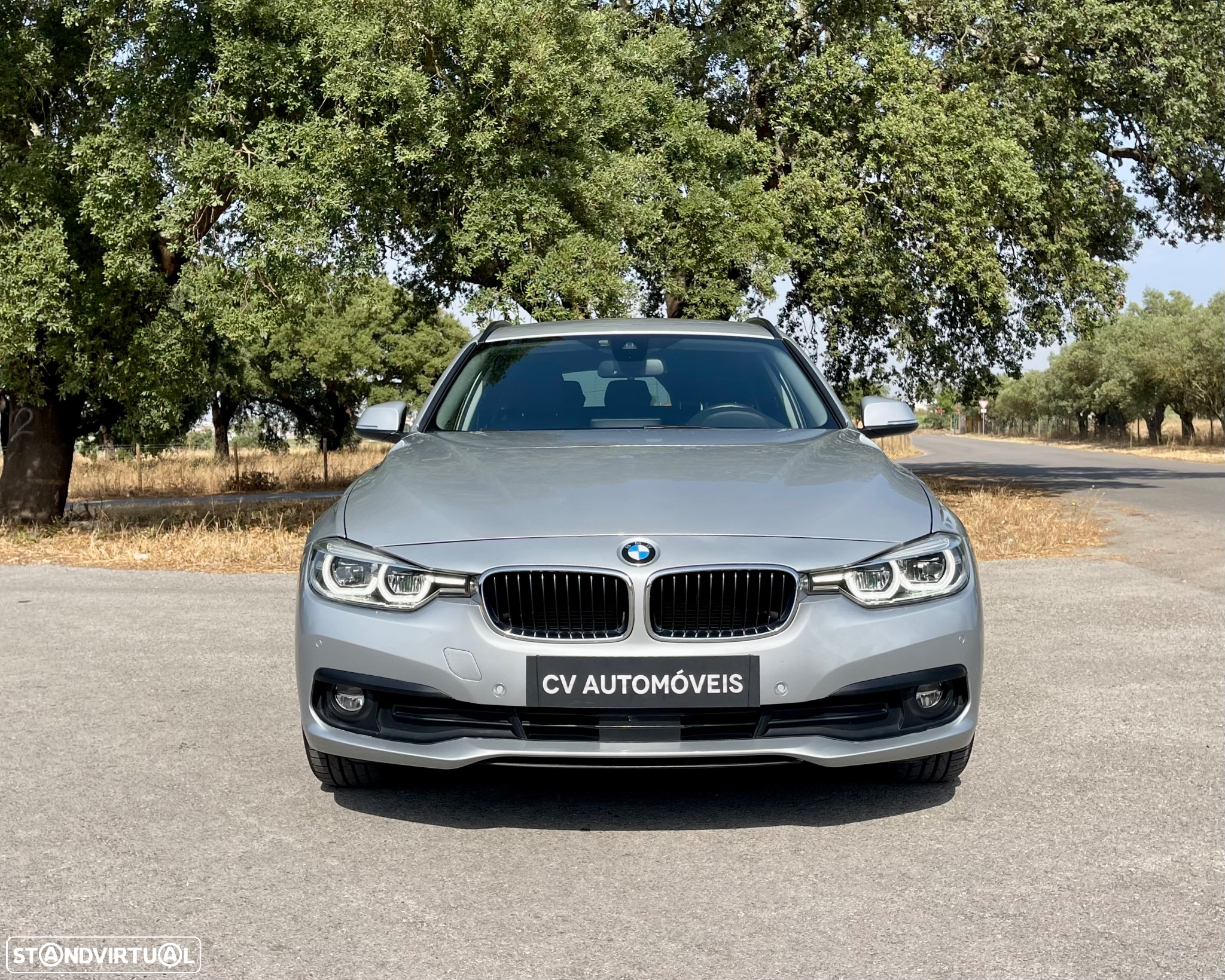 BMW 320 d Touring xDrive Auto - 2