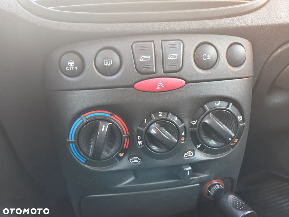 Fiat Punto 1.2 8V Active - 7