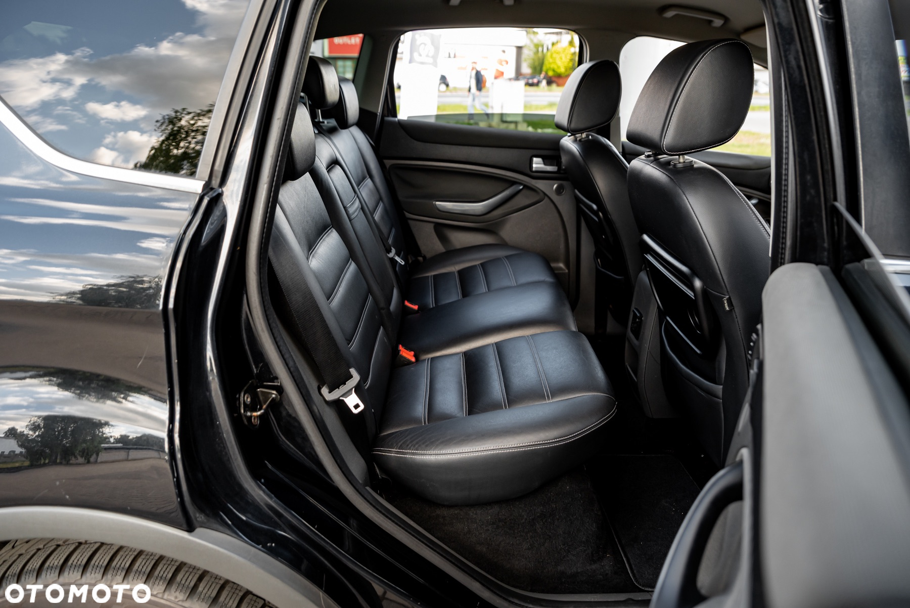 Ford Kuga 2.5 4x4 Titanium - 21