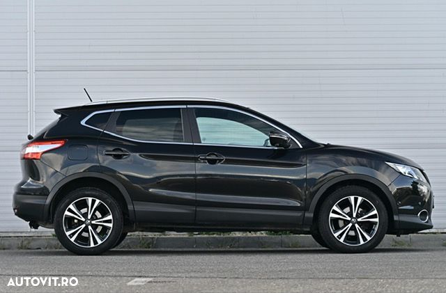 Nissan Qashqai 1.6L dCi Start/Stop 4X4-i Tekna - 2