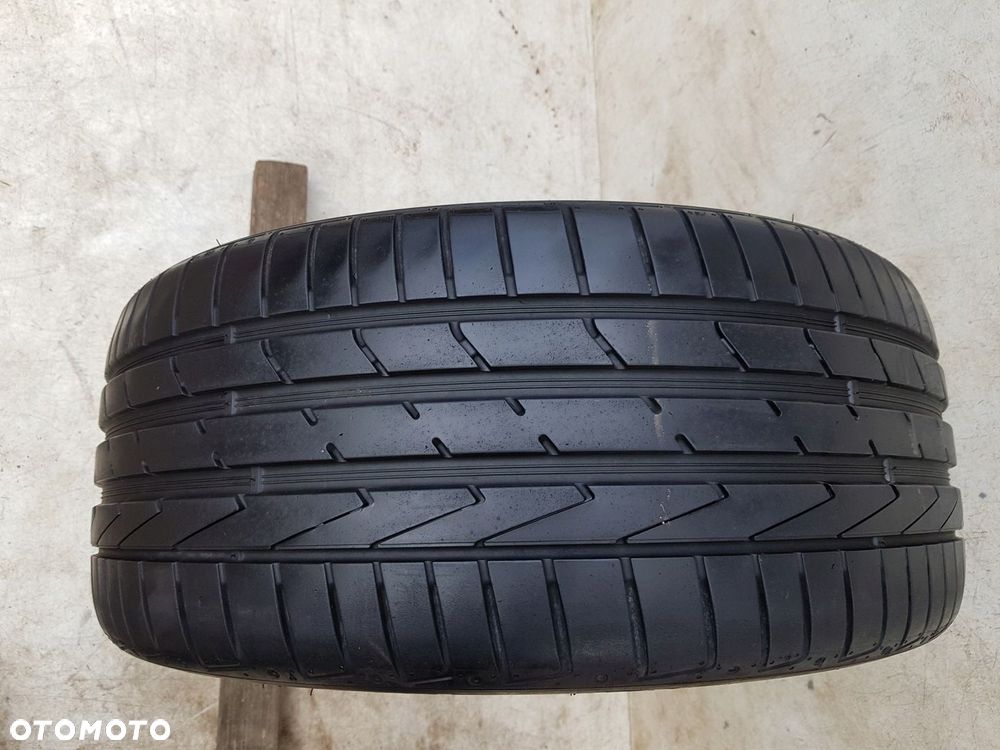 Hankook Ventus V12 Evo2 K120 235/35R19 91 Y rant ochronny XL 5,7mm. - 2