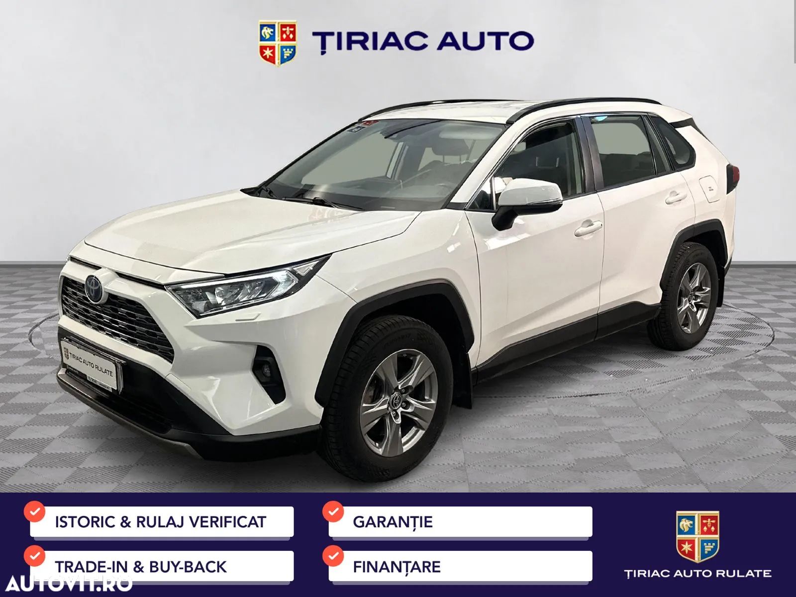 Toyota RAV4 - 1