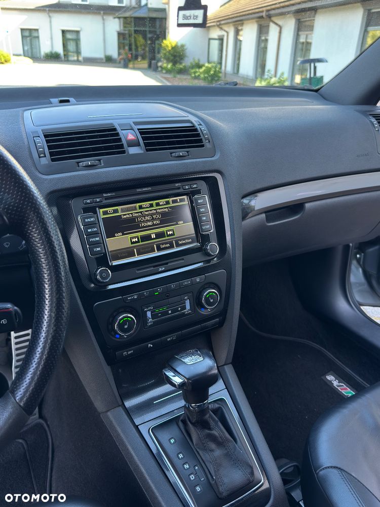 Skoda Octavia 2.0 TDI DPF RS DSG - 15