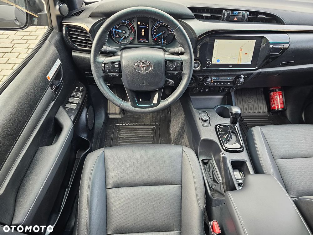 Toyota Hilux 2.8 D-4D Double Cab Invincible 4x4 - 11
