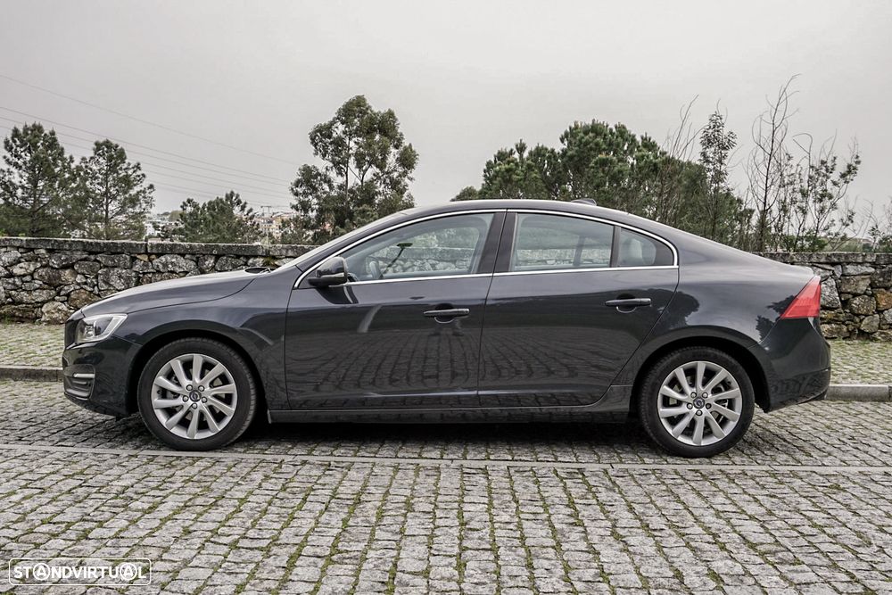 Volvo S60 2.0 D4 Momentum Geartronic - 10