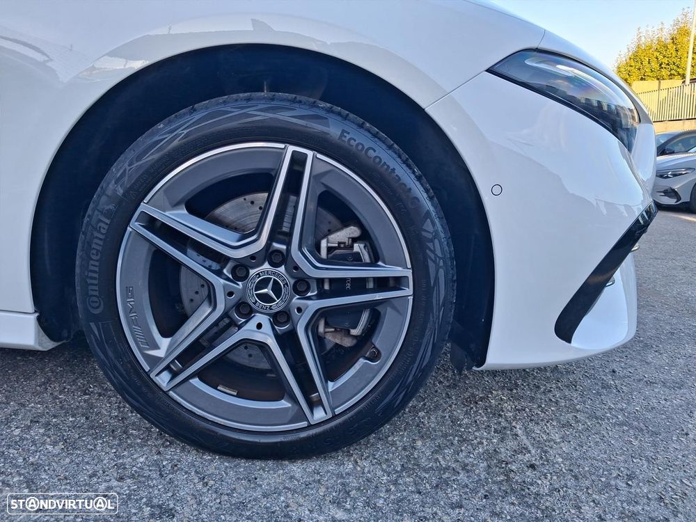 Mercedes-Benz A 250 e AMG Line - 5