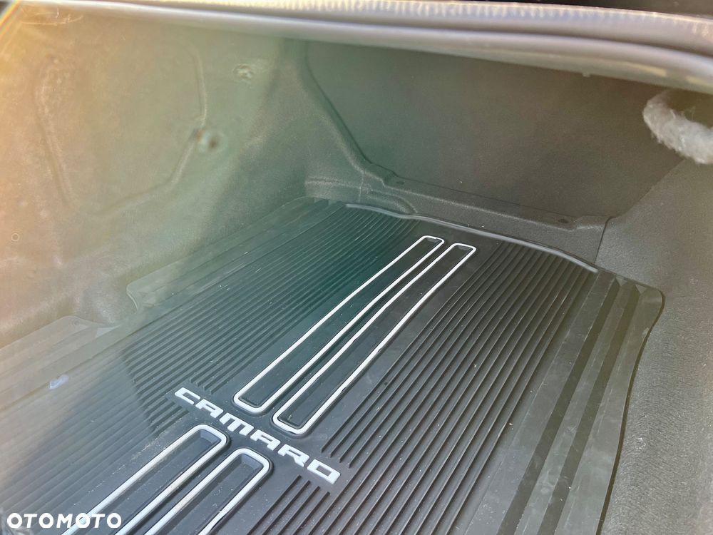 Chevrolet Camaro - 26