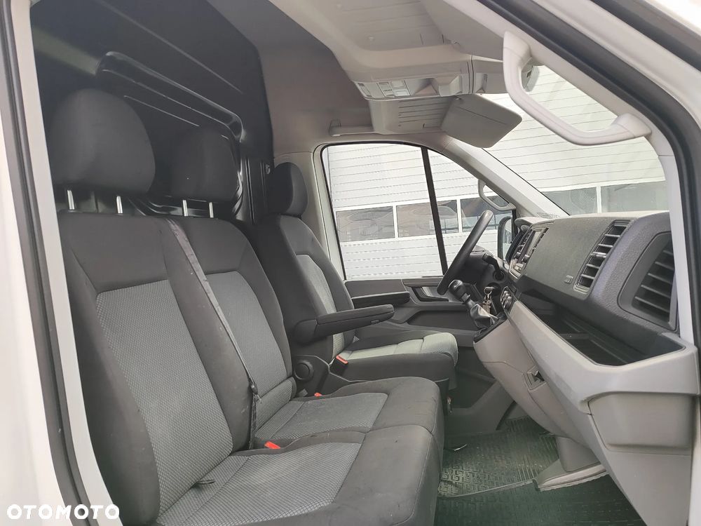 Volkswagen Crafter - 13