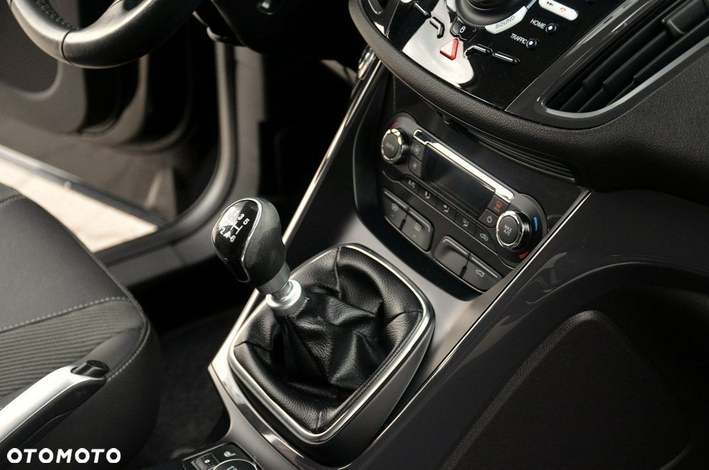 Ford Kuga - 23