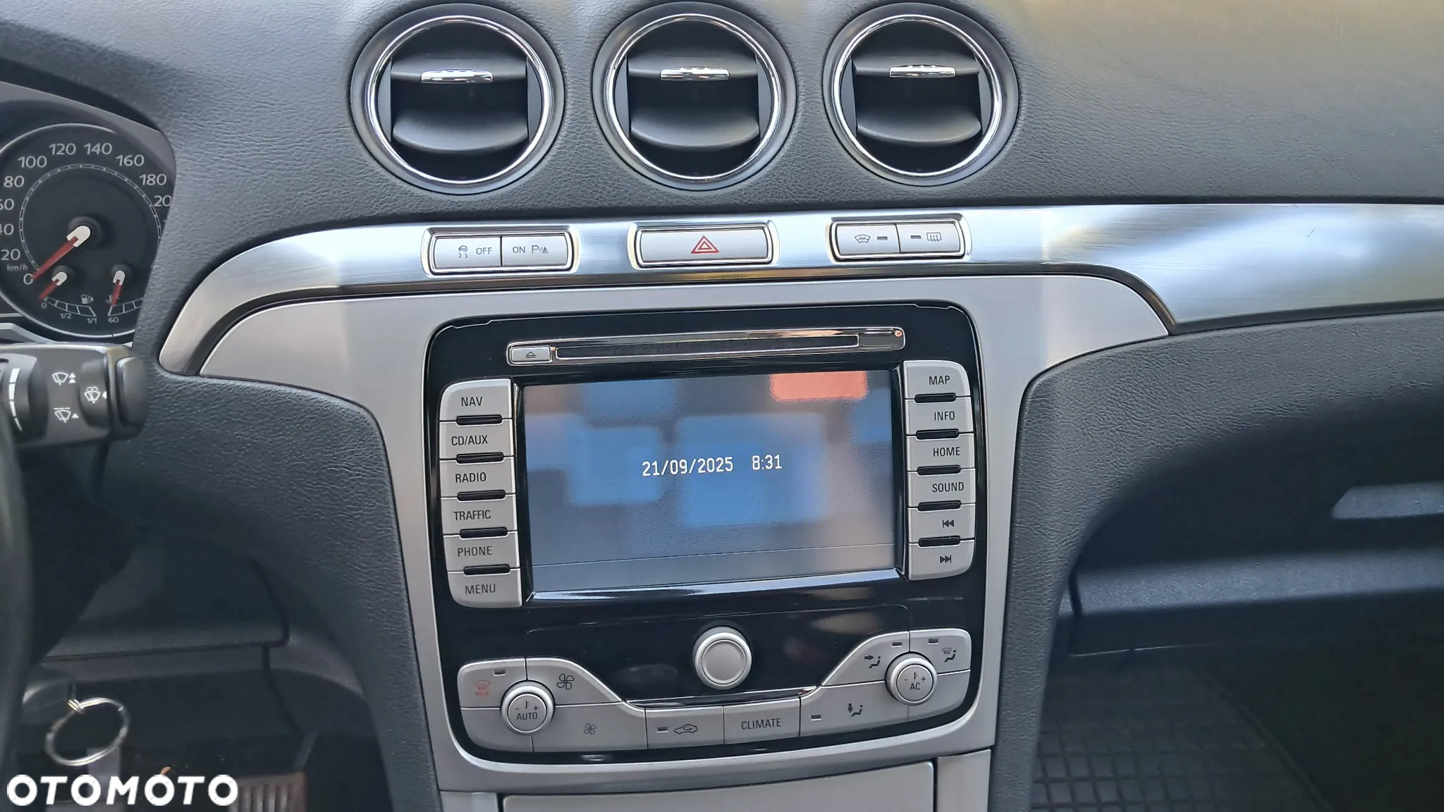 Ford S-Max 2.0 Titanium - 9