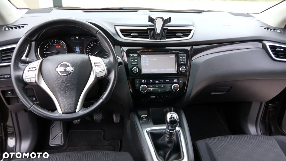 Nissan Qashqai 1.2 DIG-T N-Vision EU6 - 20