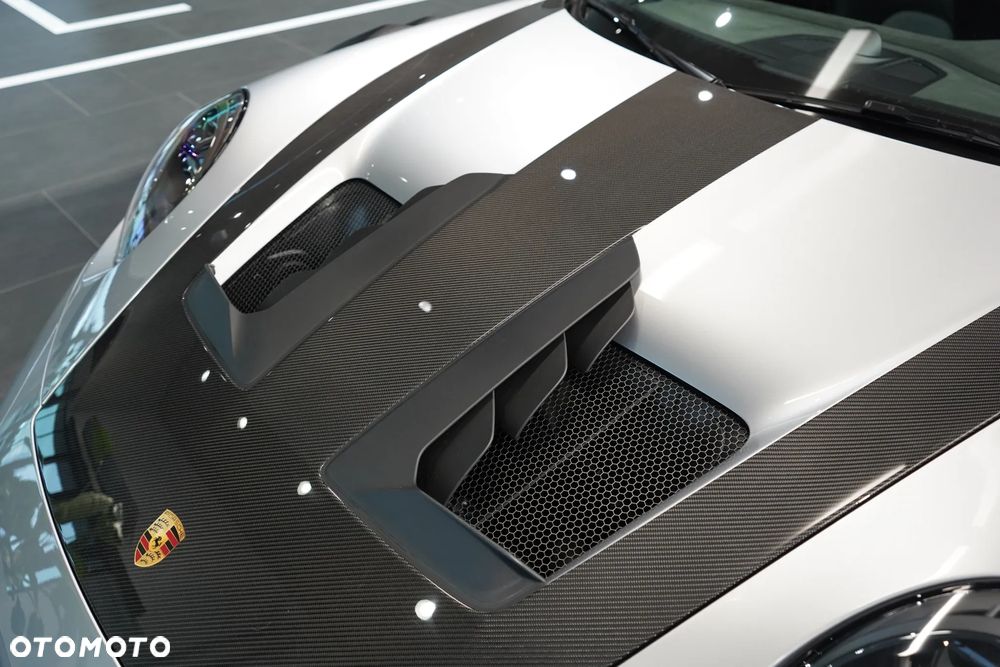 Porsche 911 GT3 RS - 34