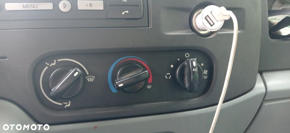 Ford Transit - 3