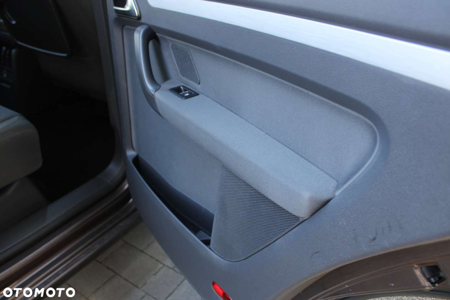 Volkswagen Touran - 29