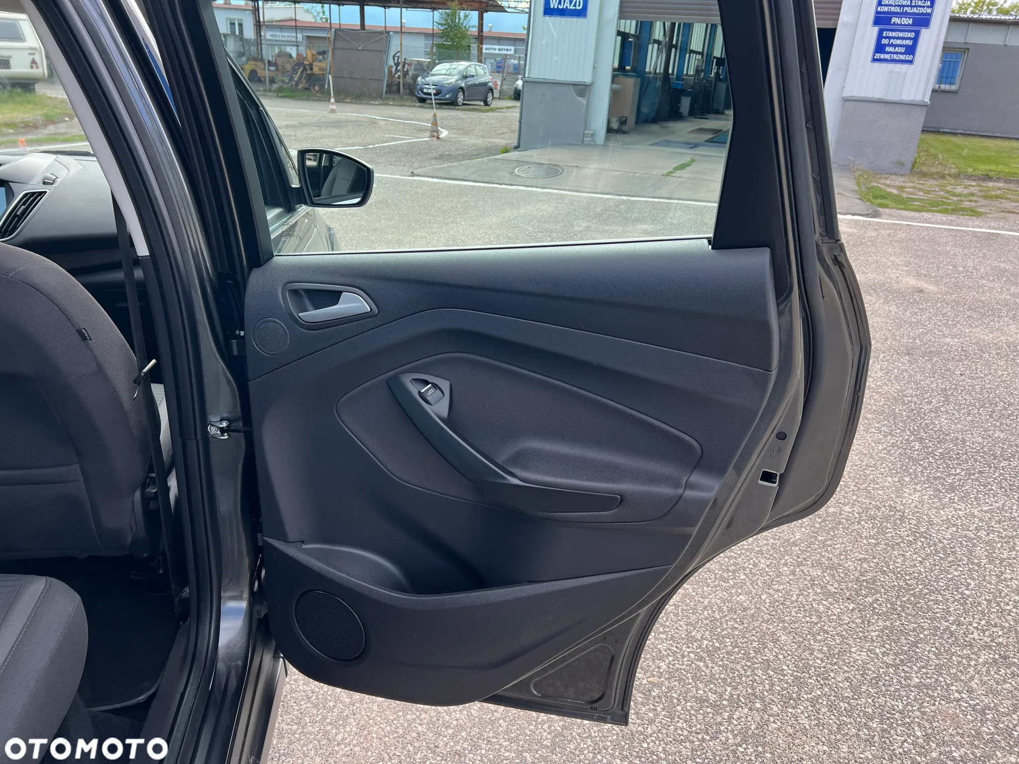 Ford C-MAX 1.0 EcoBoost Start-Stopp-System Titanium - 26