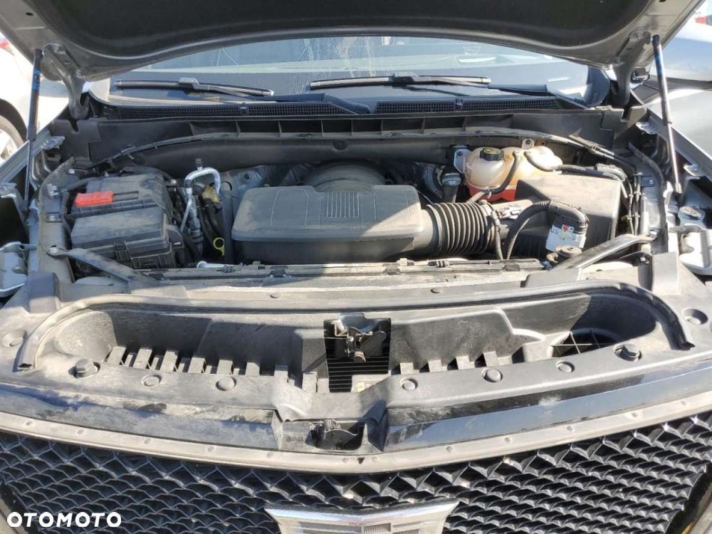 Cadillac Escalade - 13