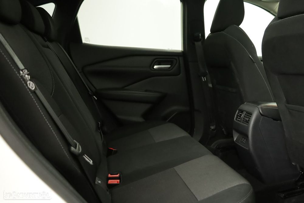 Nissan Qashqai 1.3 DIG-T N-Connecta LED Xtronic - 21