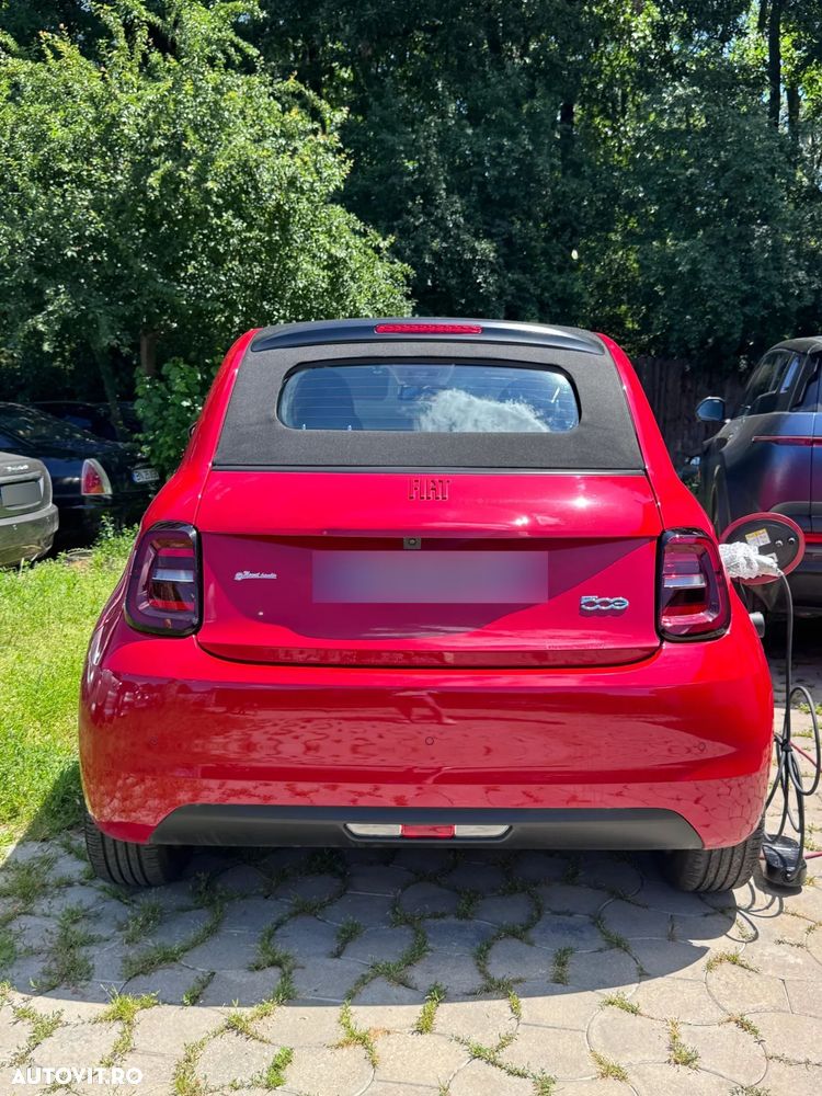 Fiat 500E 42kWh Red - 3