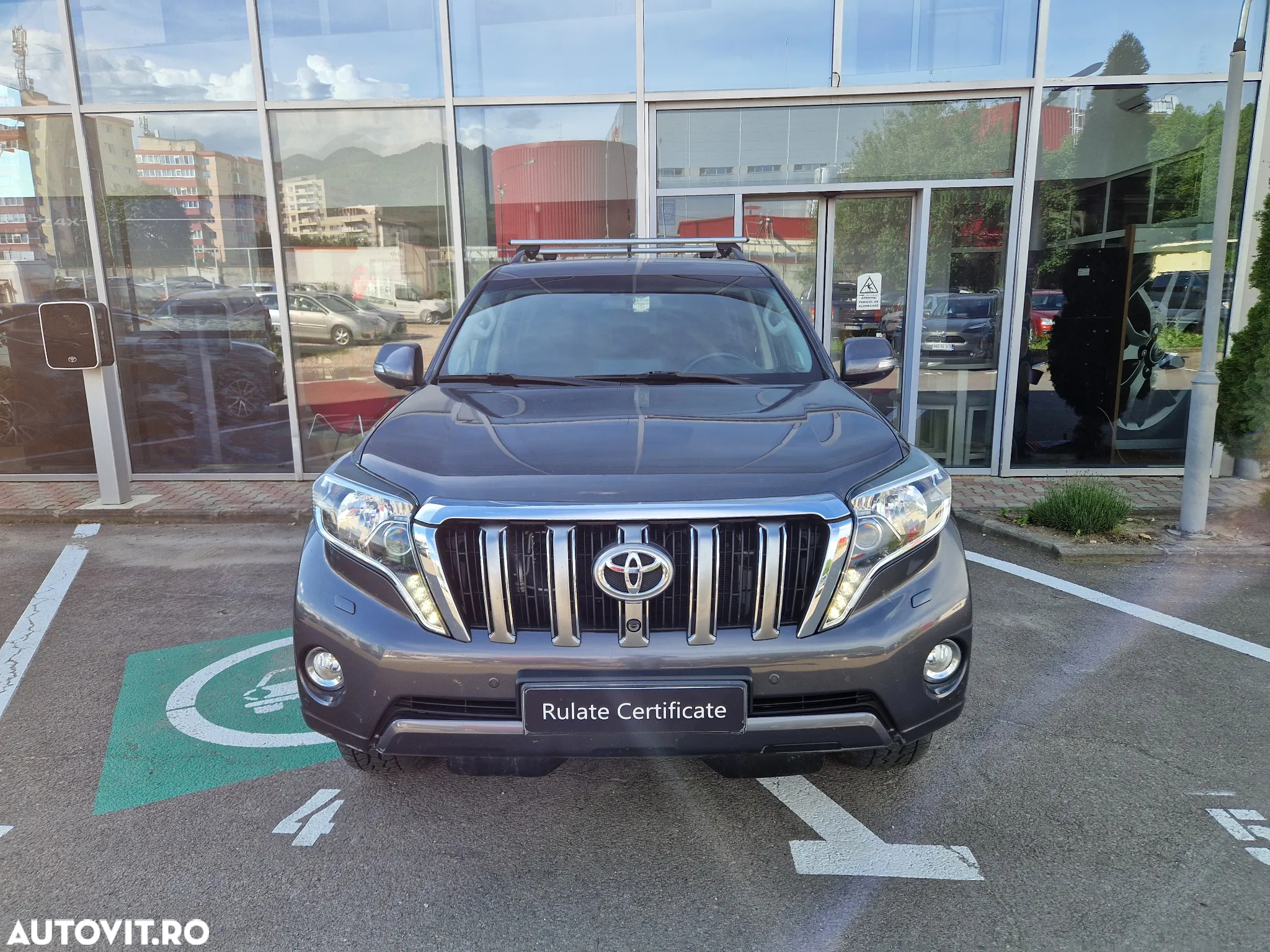 Toyota Land Cruiser 2.8l Turbo D-4D Aut. Executive - 3