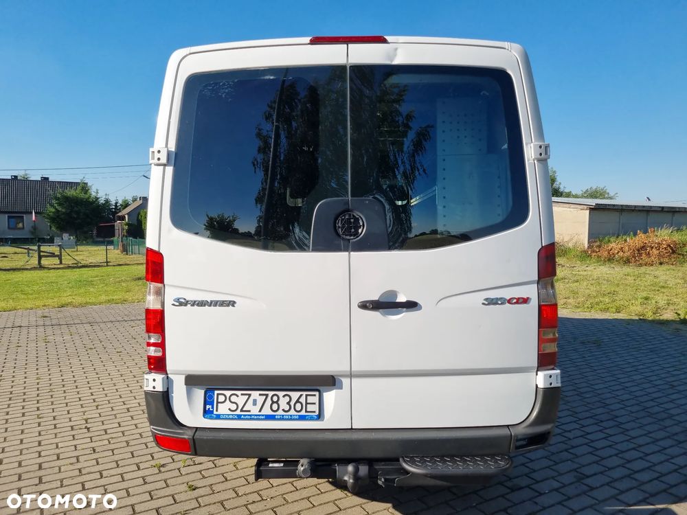 Mercedes-Benz Sprinter - 6