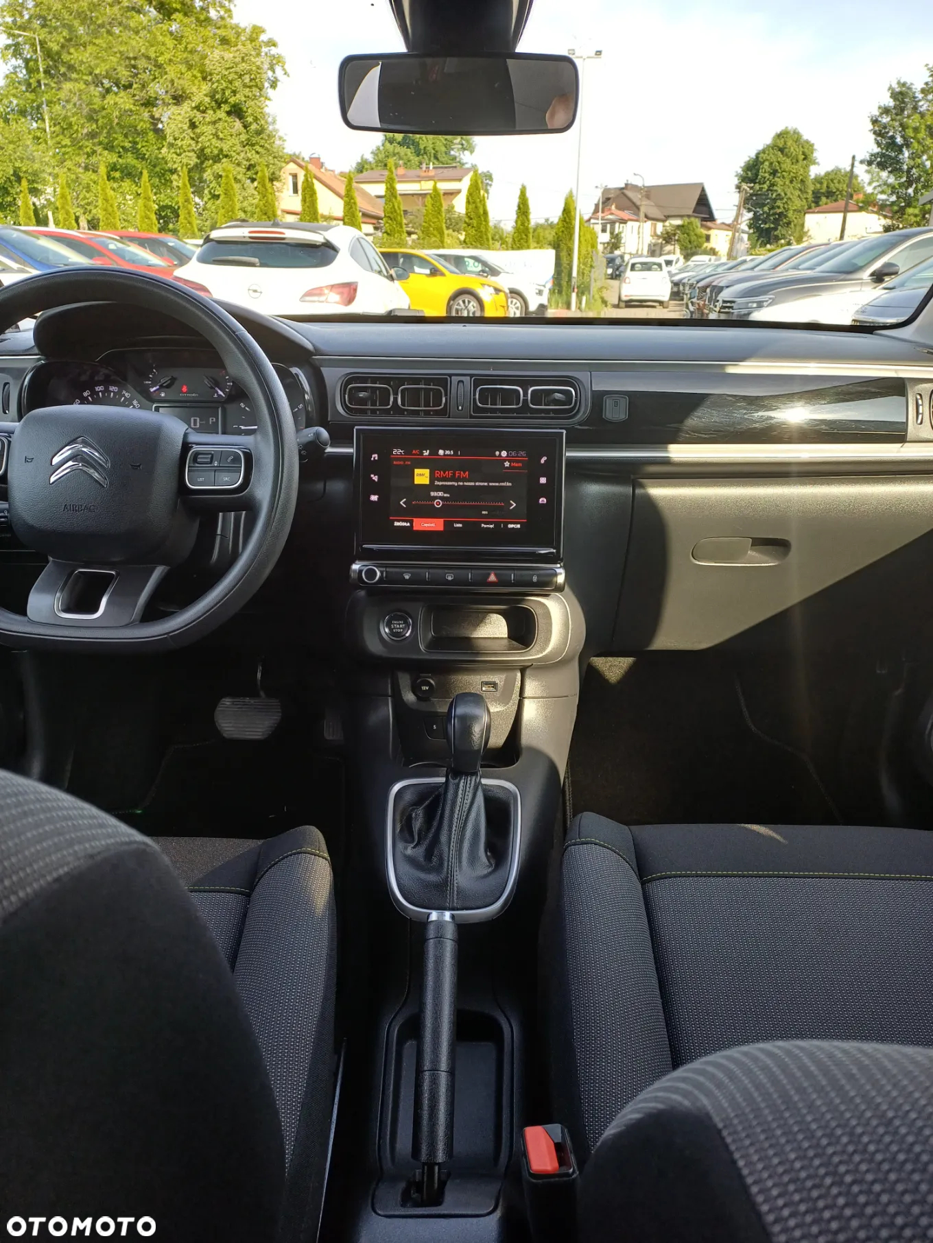 Citroën C3 1.2 PureTech GPF Shine S&S EAT6 - 18