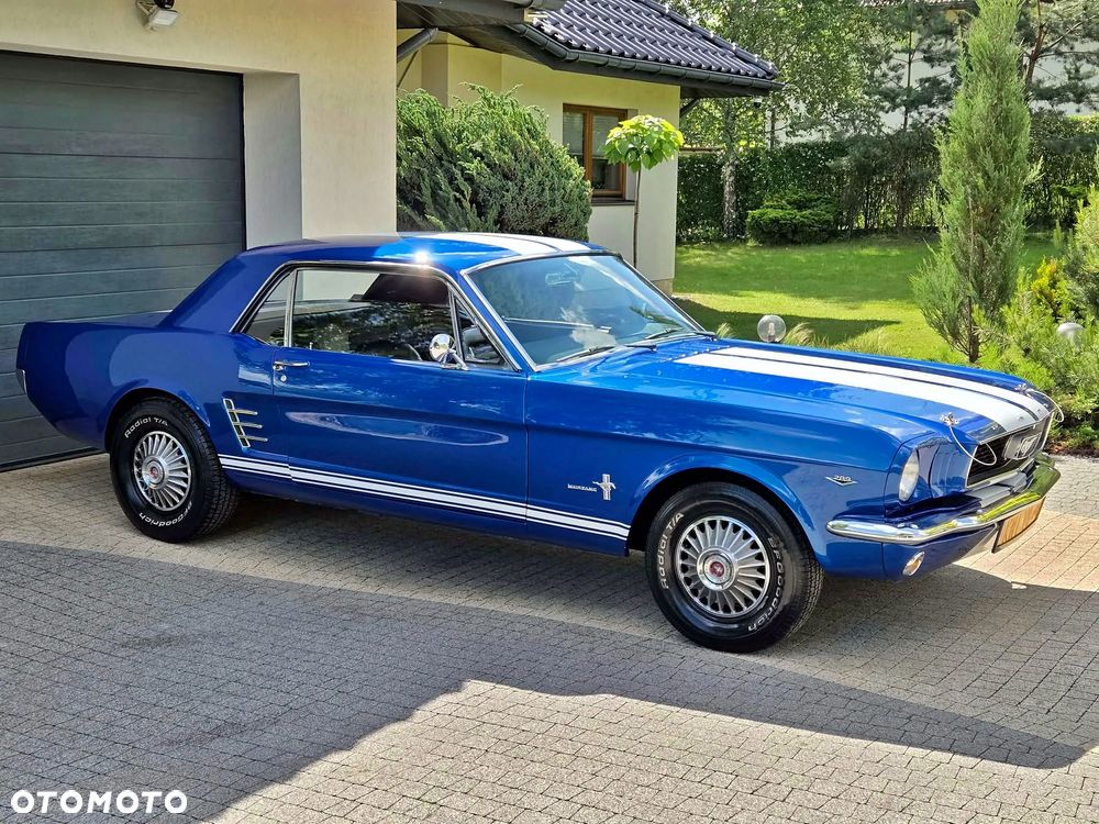 Ford Mustang - 7