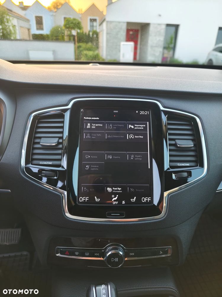 Volvo XC 90 T6 AWD Geartronic Momentum - 12